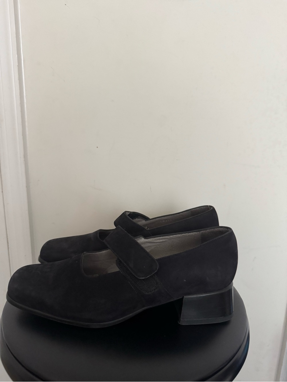 BeautiFeel Black Suede Mary Jane Flats with Low Block Heel size 40